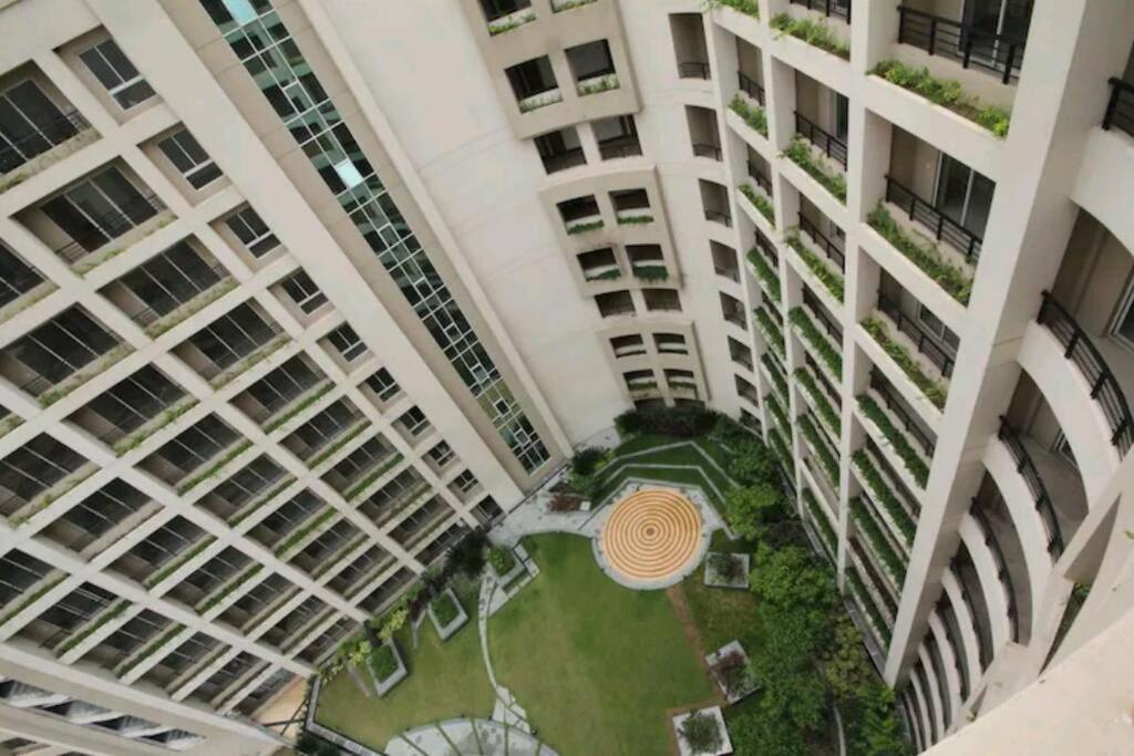 Elegant Xanadu Studio 604 -Pool, Airport, Cc2 Mall Apartment Kolkata Exterior photo